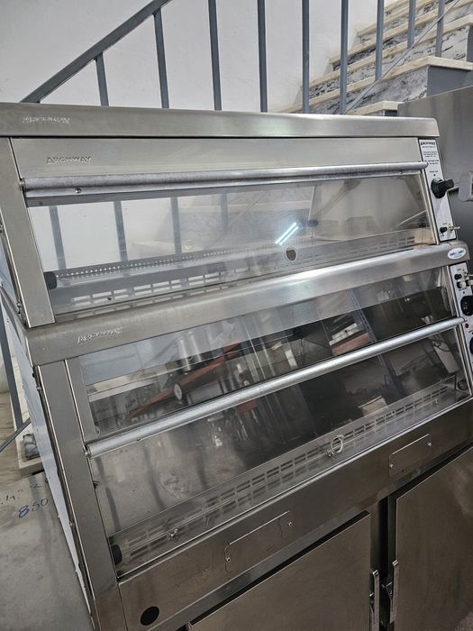 Expositor aquecido de frangos