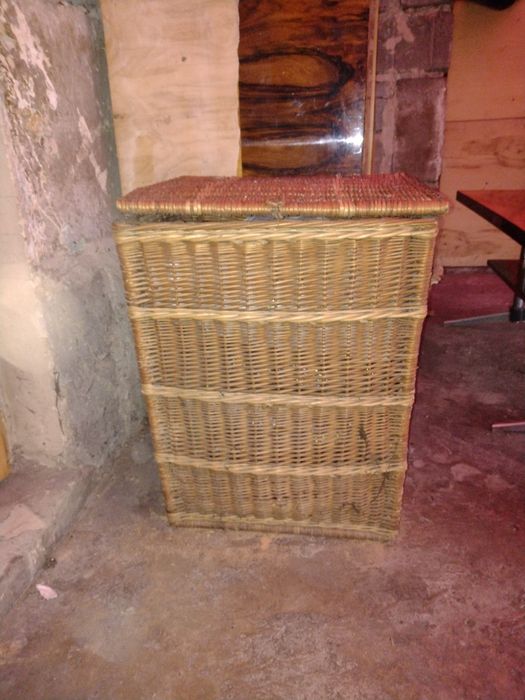 Kosz wiklinowy duży z uszami