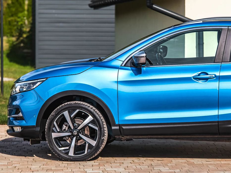 Nissan Qashqai Lift 1.2i Ledy Skóra Panorama Nawi Bliss Kamera Serwis Piękny