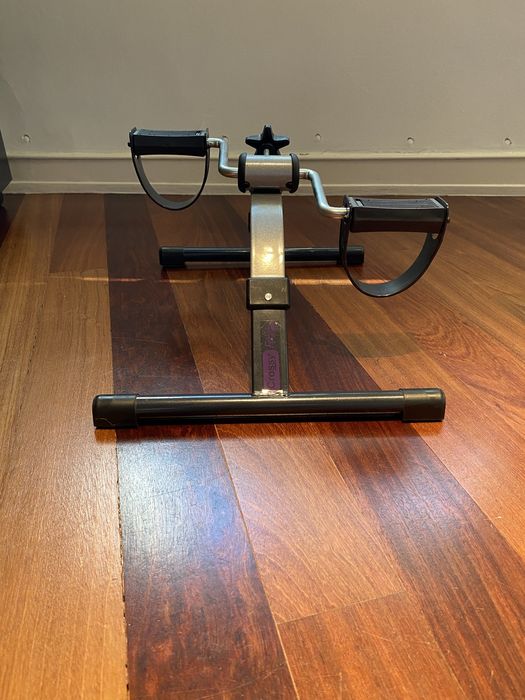 Pedaleira de reabilitação física “Mopedia” “Crossy - Foldy”