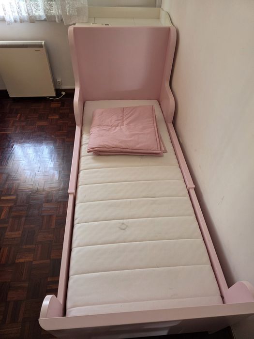 Cama Extensível Infantil IKEA BUSUNGE (Rosa) + Colchão Incluído