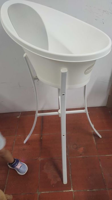 Banheira Shnuglle branca c/ suporte