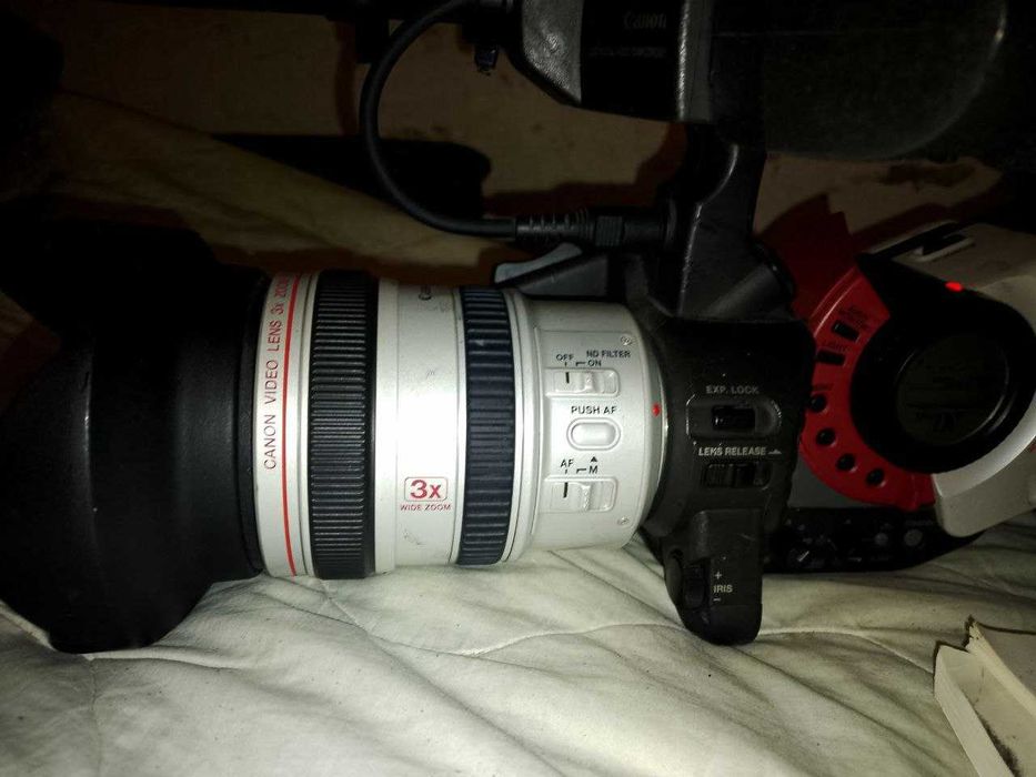 Відео камера "Canon XL1"