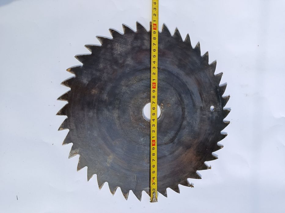 Диск пильний по дереву 8 штук