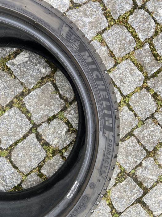 1 Pneu michelin primacy 4+ 225/40 r18. 92Y