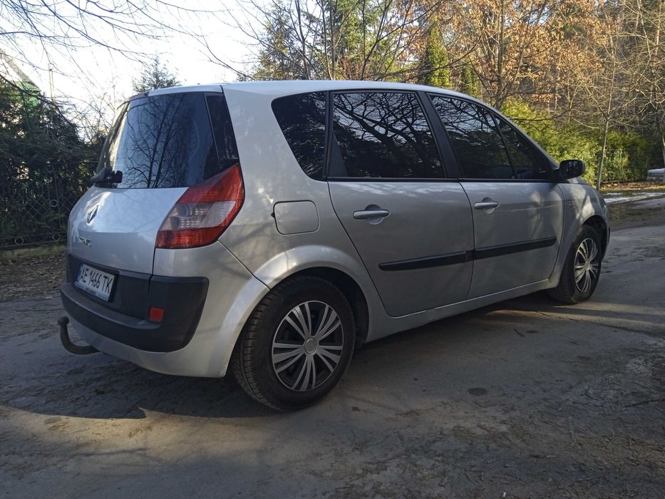 Мінівен Renault Scenic II 1.6 ГАЗ – БЕНЗИН 2005 року