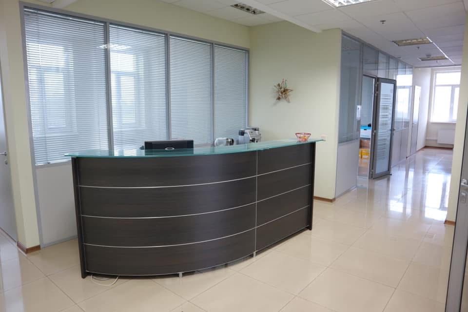 Стійка рецепшн Luna