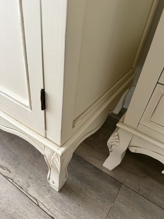 Witryna w stylu prowansalskim vintage schabby chic retro rzeźbiona