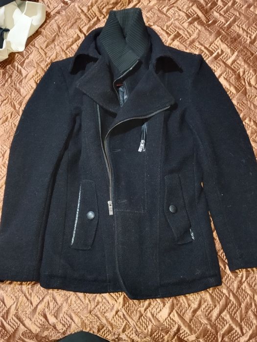 Продам пальто осіннє на хлопця