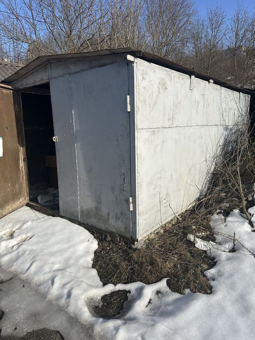 Продам гараж. Район Універсаму