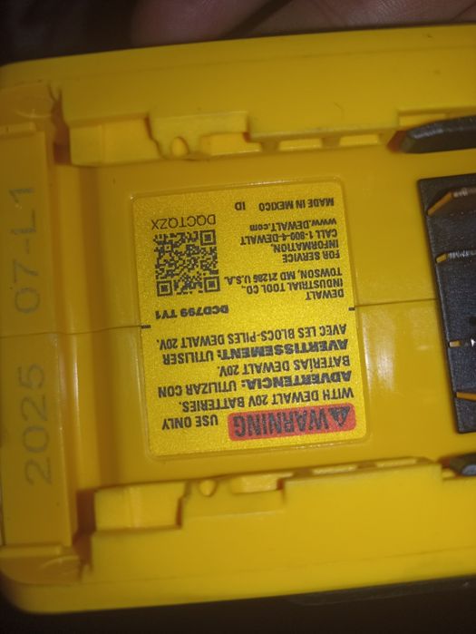 Набір інструментів DeWalt DCK200D1P1 (шуруповерт + імпакт)