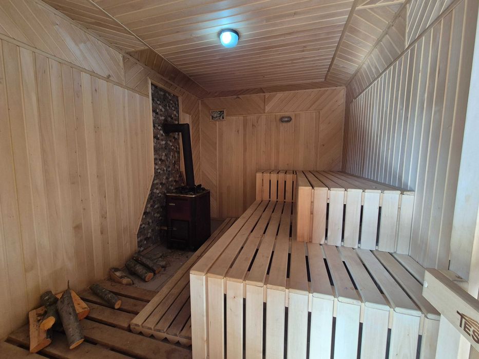 Продається садиба в мальовничому куточку Карпат с.Долішній Шепіт