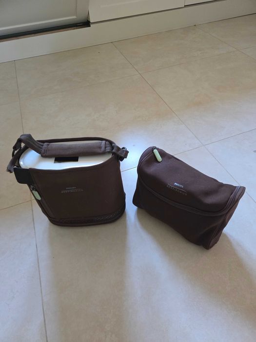 Philips SimplyGo Mini – przenośny koncentrator tlenu + pełny zestaw