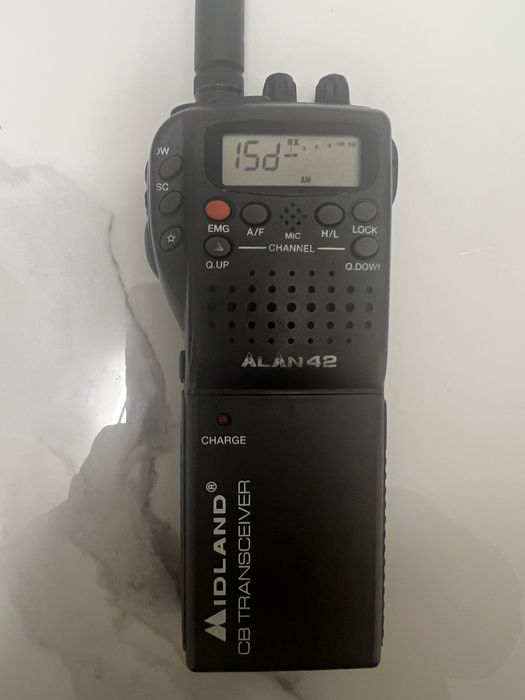 Продам рідіостанцію,рацію Alan 42