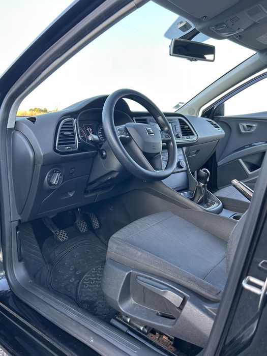 SEAT León1.6 TDI Ecomotive — photo 3
