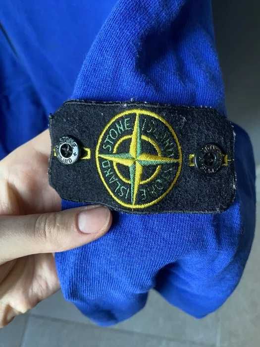 Rozpinana bluza z kapturem stone island patch program zip