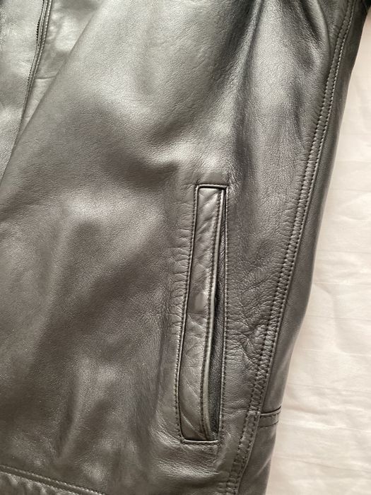 Чоловіча шкіряна куртка Massimo Dutti