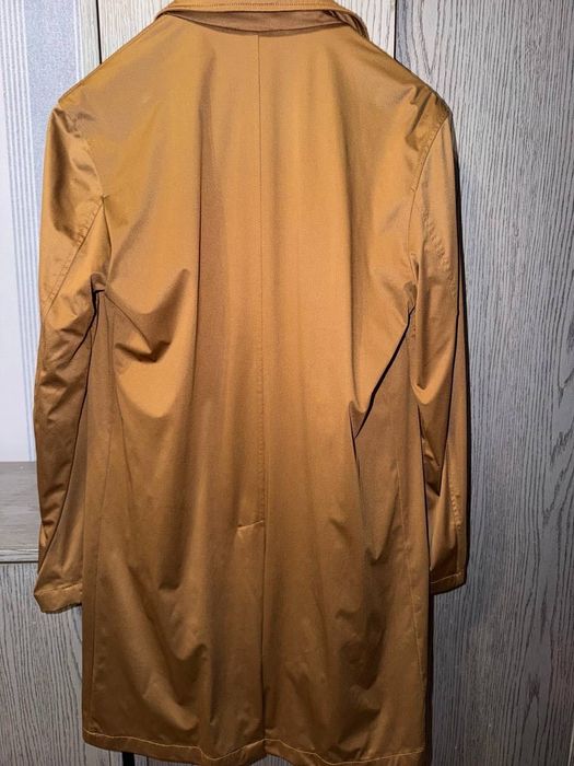 Чоловічий тренч Zara