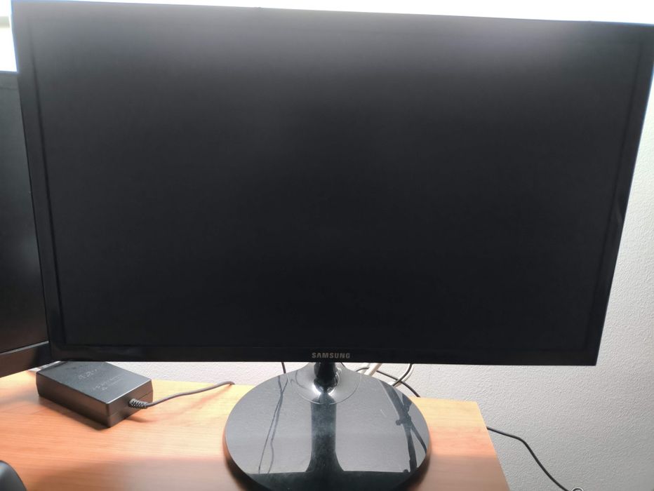 Conjunto computador de mesa