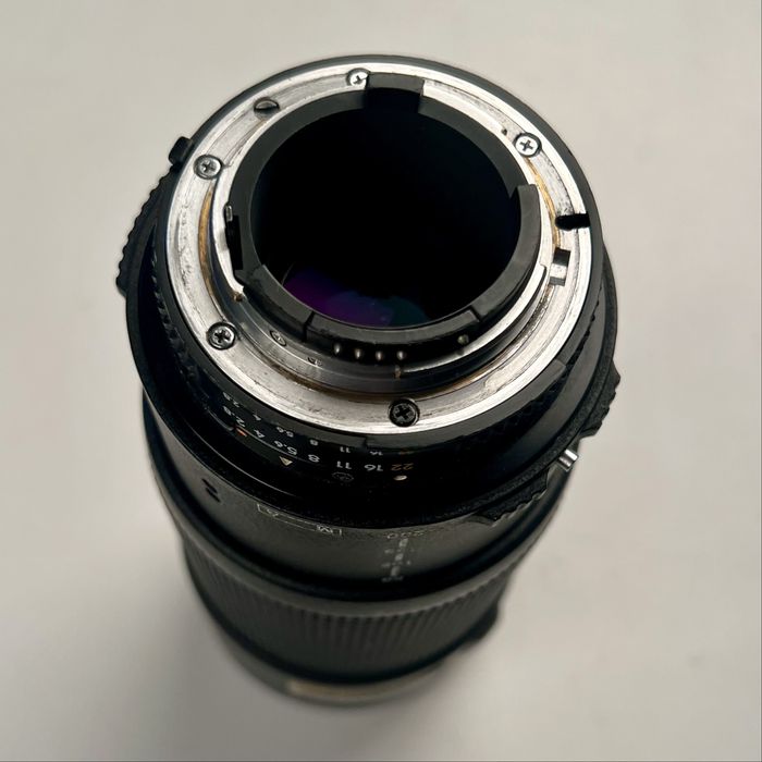 Objetiva nikon 80-200mm 1:2.8 D