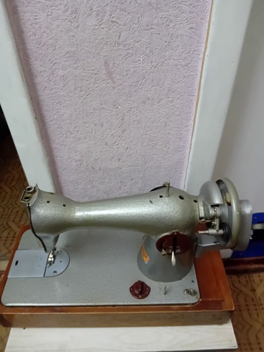 Швейна машина Подольська, потребує ремонту