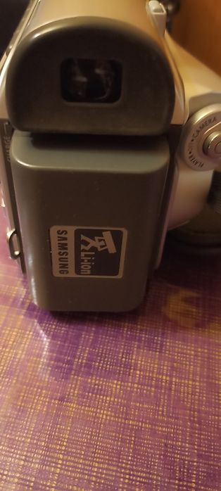 Вінтажна відеокамера