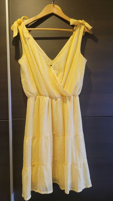 Sukienka MOHITO rozm. 38