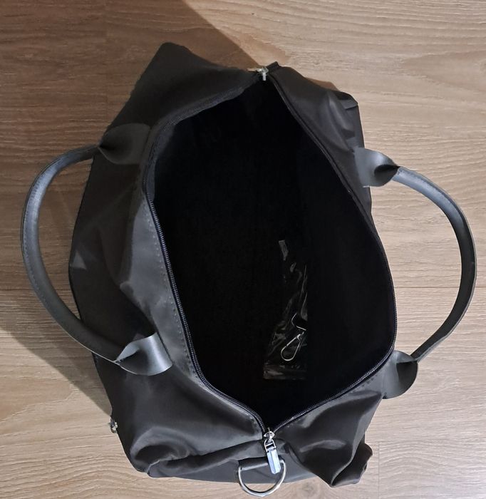 Дорожні спортивні сумки ручної поклажі