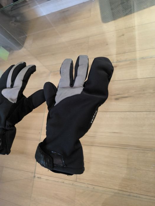 Rękawiczki Triban zimowe softshell bardzo dobry stan
