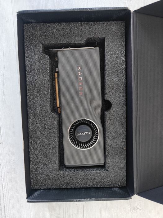 Radeon GIGABYTE 5700 XT 8Gb GDDR6