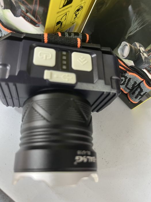 Lanterna de cabeça zoom com sensor ligar e desligar