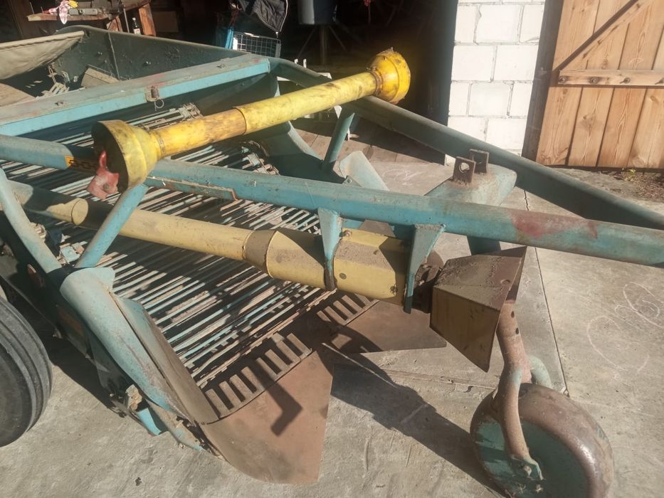 Kopaczka części wałek WOM