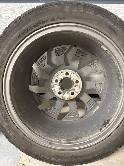 Felgi aluminiowe 16” + opony – komplet 4 szt.