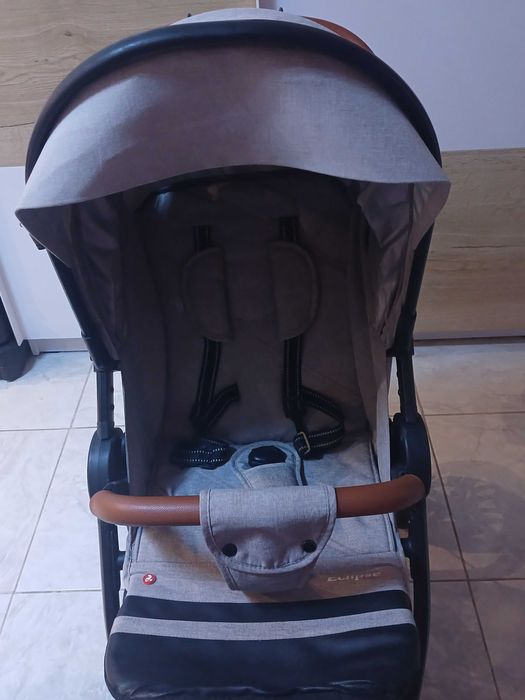 Прогулянкова каляска Carello Eklipse