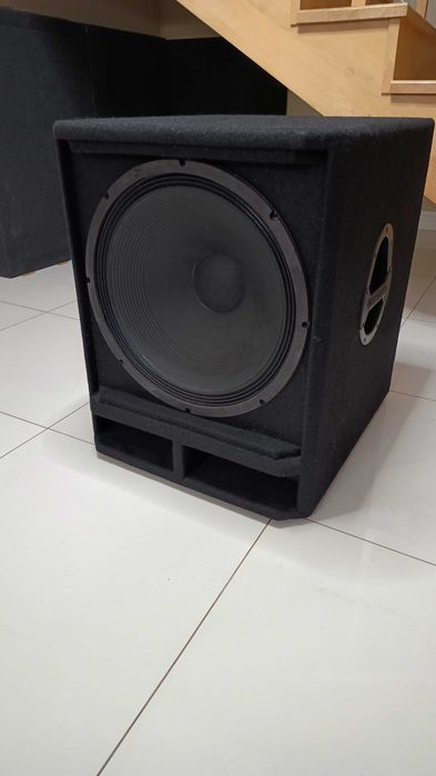 Kolumna Basowa 18" Behringer 18SW1600D8 – 1600W Peak / 8 Ohm