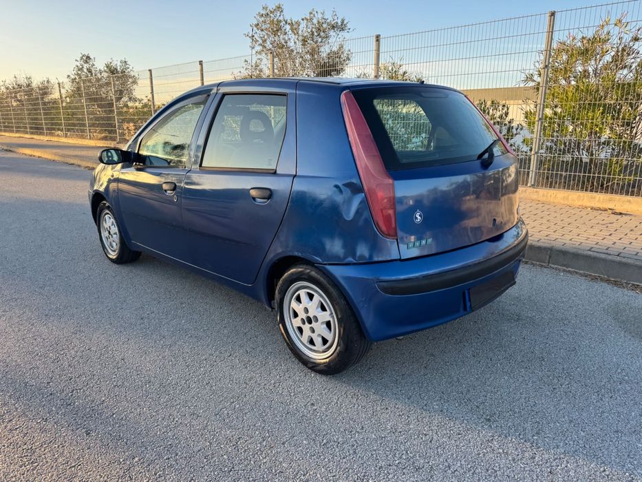 Fiat Punto 1.2 SX A/C JLL VE FC Oportunidade Excelente — photo 4