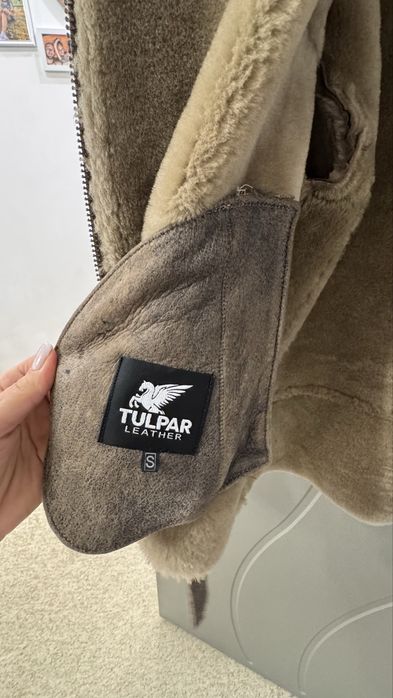 Продам зимову шкіряну дублянку з натурального хутра