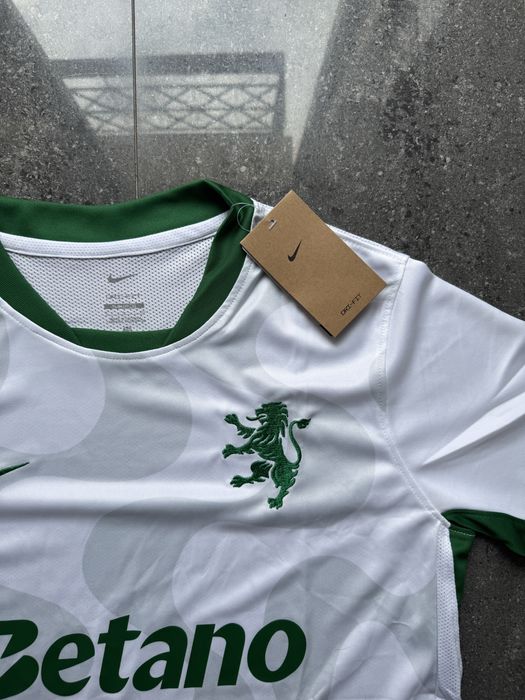 Camisola Sporting alternativa