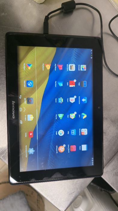 Планшет Lenovo Tab A10