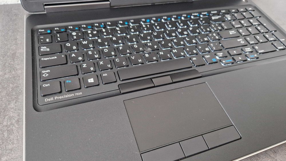 Ноутбук Dell Precision 7510 Intel Xeon E3-1505M /16/1 ТБ/4К/М2000