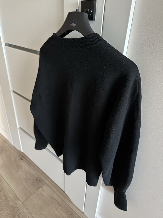 Elegancki czarny sweter H&M r. S