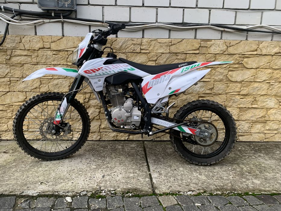 Продам мотоцикл bse s1 150