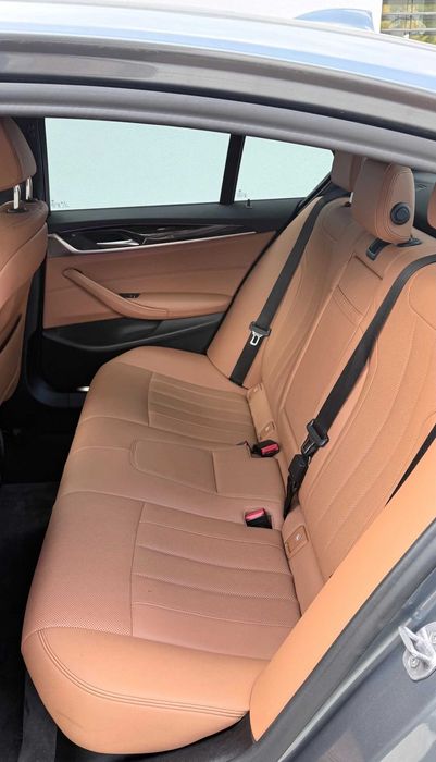 BMW 5 Series 2021