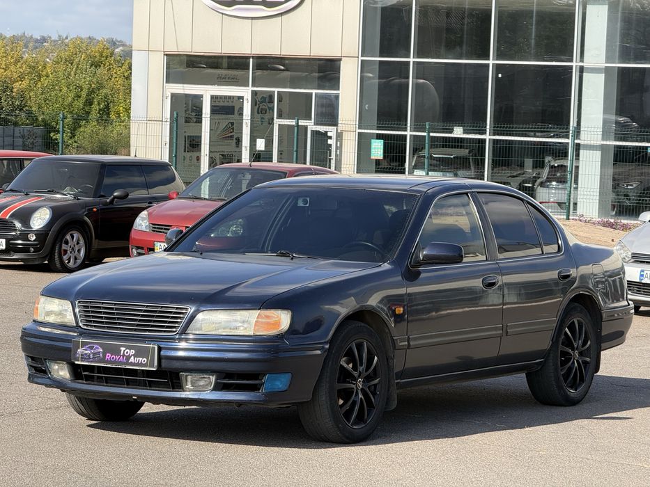 У продажу Nissan Maxima 2500$