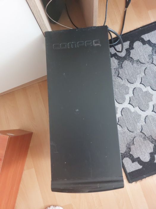 Komputer stacjonarny hp compaq presorio