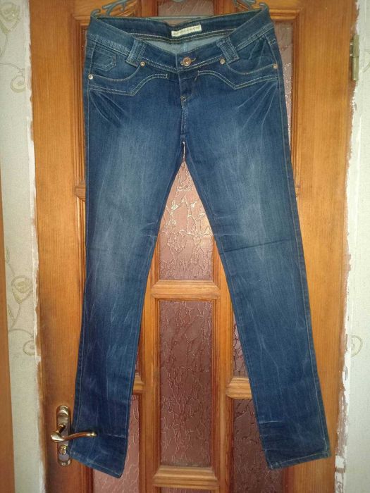 Джинсы женские, новые. Размер 46-48 (L)