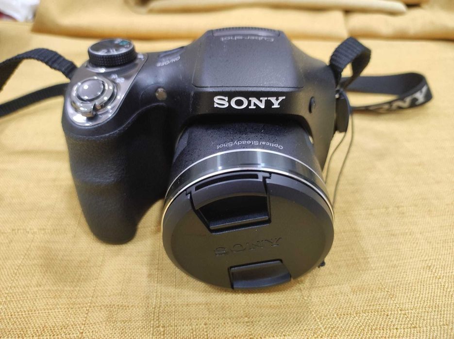 Câmara Fotográfica Sony DSC-H300 + bolsa de transporte
