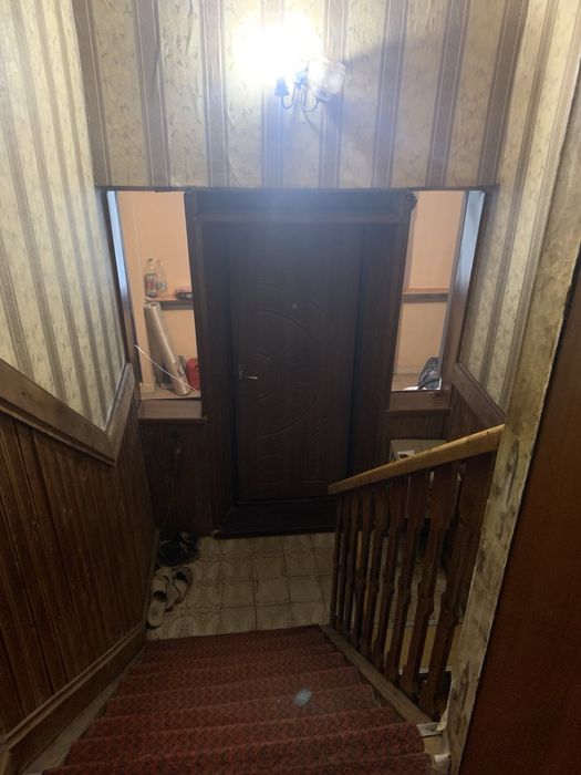 Продам великий двоповерховий будинок