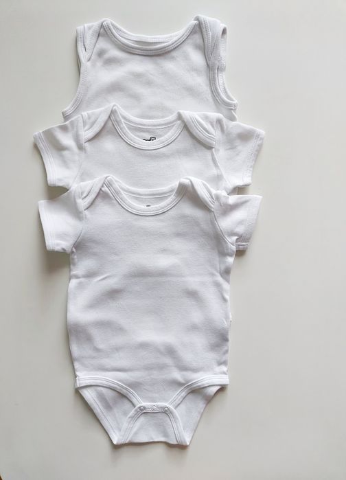 Zestaw 3 niemowlęcych body r. 80 – krótki rękaw + bez rękawów, biały