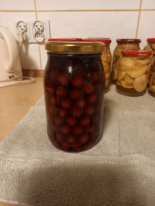 Sprzedam kompoty "soki"